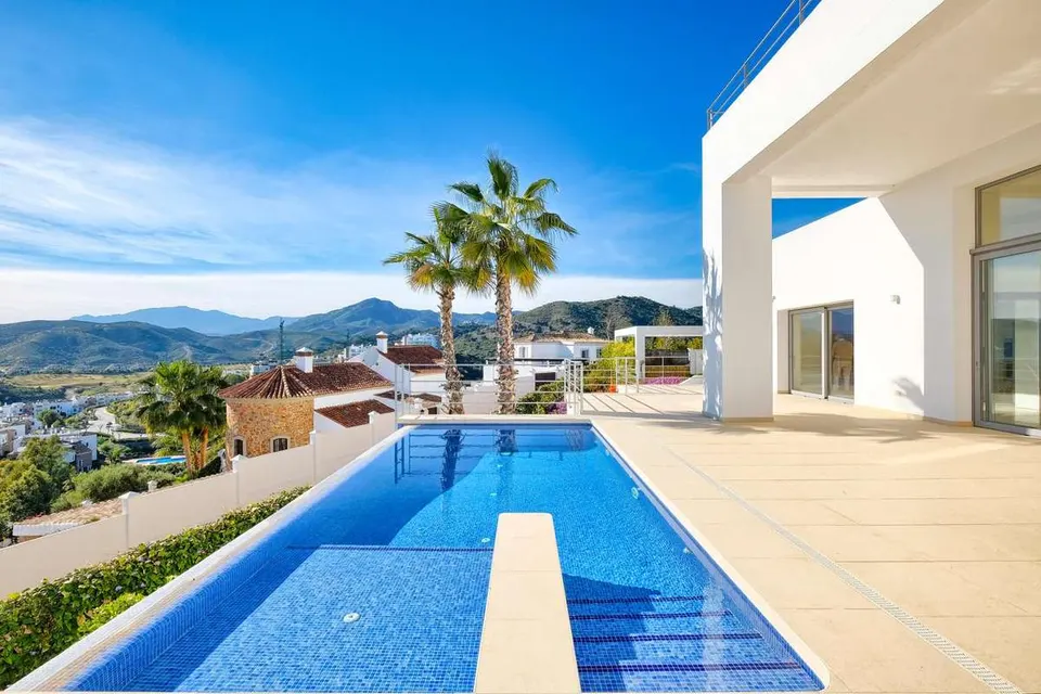 Willa z widokiem w Benahavís — zdjęcie