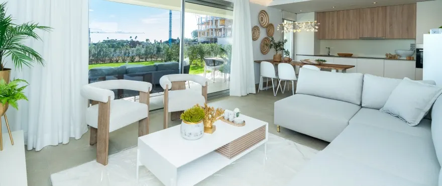 Apartamenty z widokiem na morze w Mijas Costa — zdjęcie