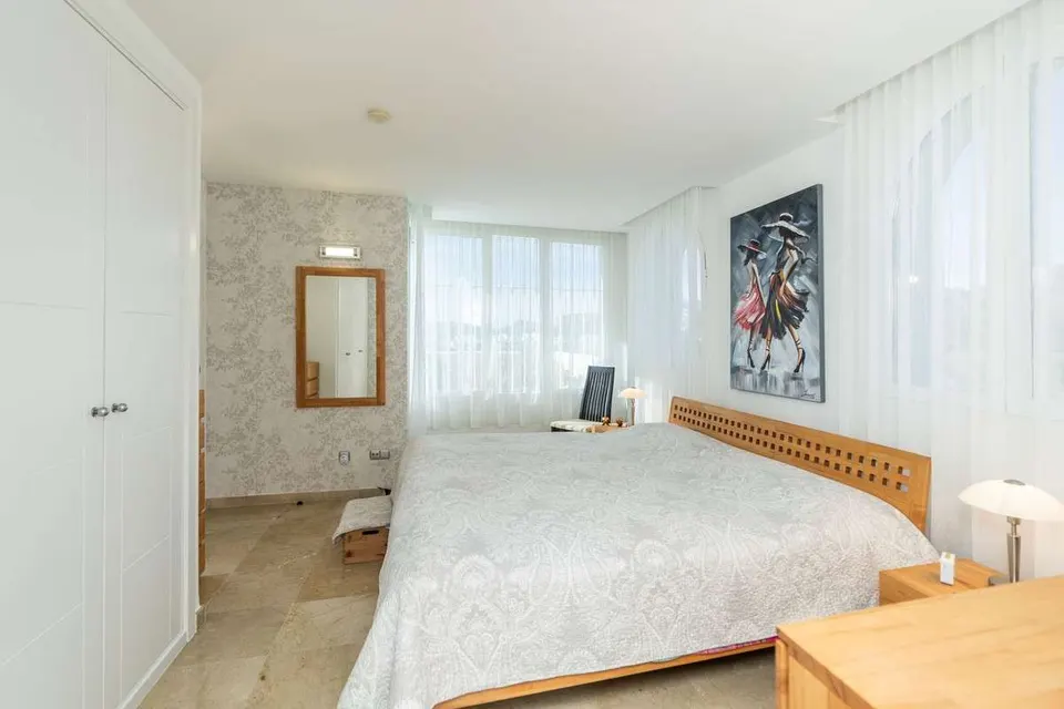 Apartament z widokiem na morze w Benahavís — zdjęcie