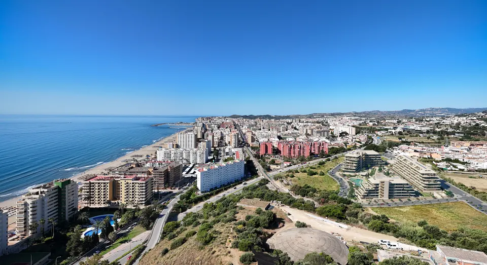 Apartamenty z basenami w Fuengiroli — zdjęcie