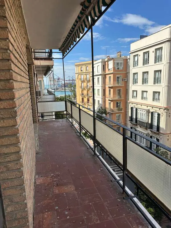 Apartament nad teatrem w Maladze — zdjęcie