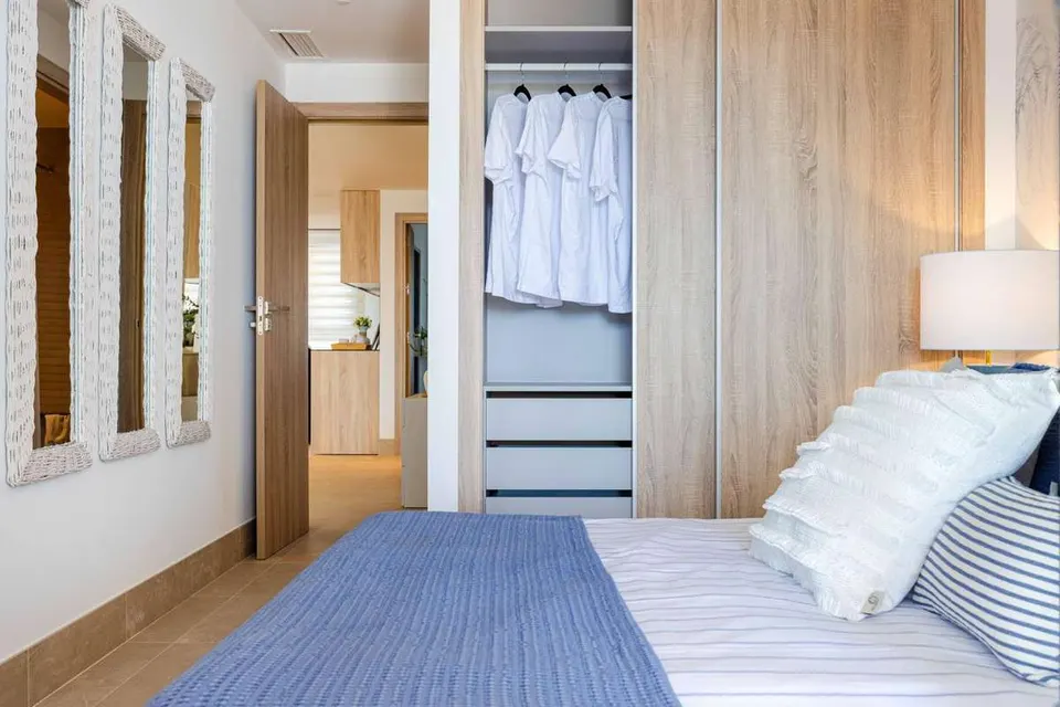Penthouse z basenem w Casares — zdjęcie