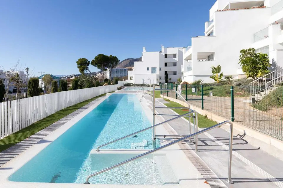 Penthouse z widokiem na wybrzeże w Benalmádena — zdjęcie