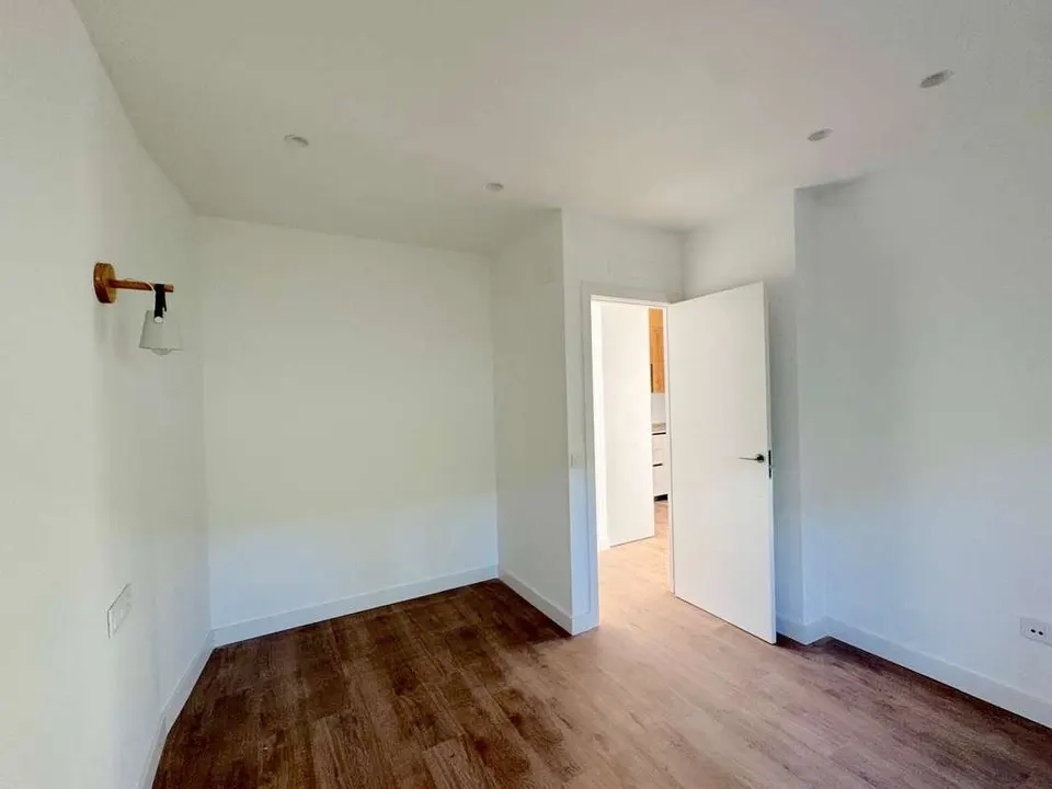 Apartament dwupoziomowy w Torremolinos — zdjęcie 14 z 16