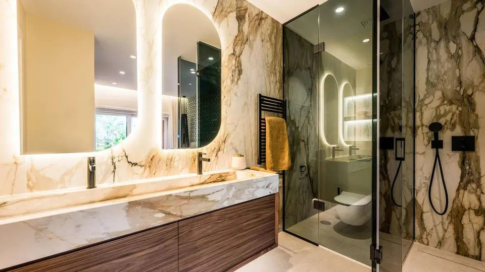 Apartament przy plaży w Esteponie — zdjęcie
