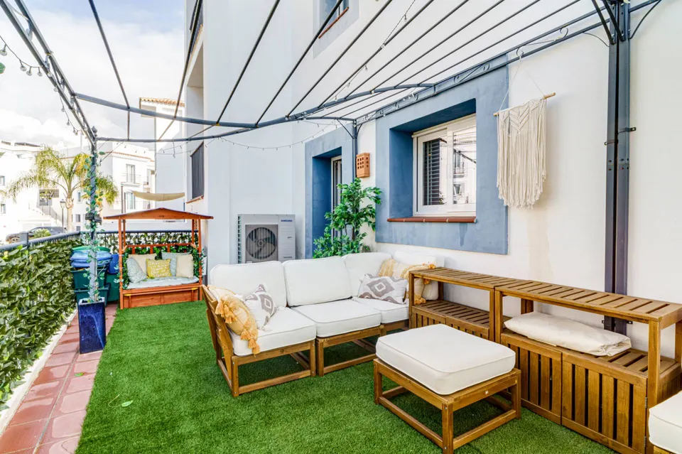 Apartament z basenami w Benahavís — zdjęcie