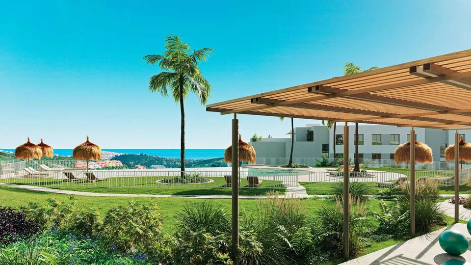 Penthouse z tarasem w Casares — zdjęcie