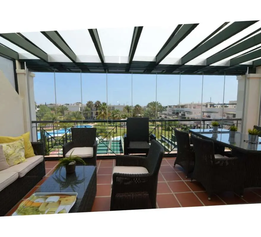 Penthouse z tarasem w Marbelli — zdjęcie