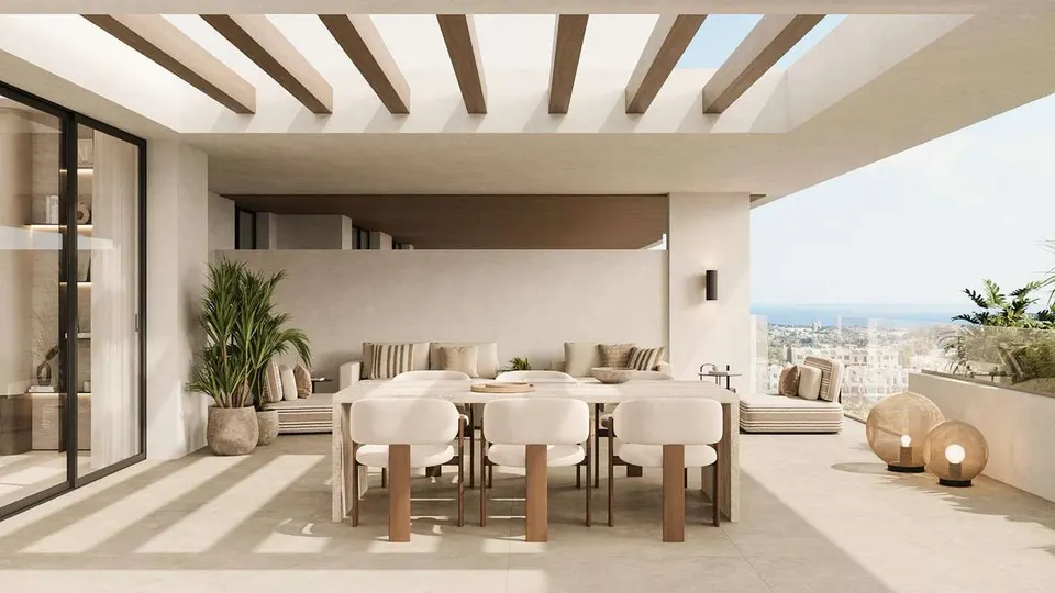 Penthouse z solarium w Esteponie — zdjęcie