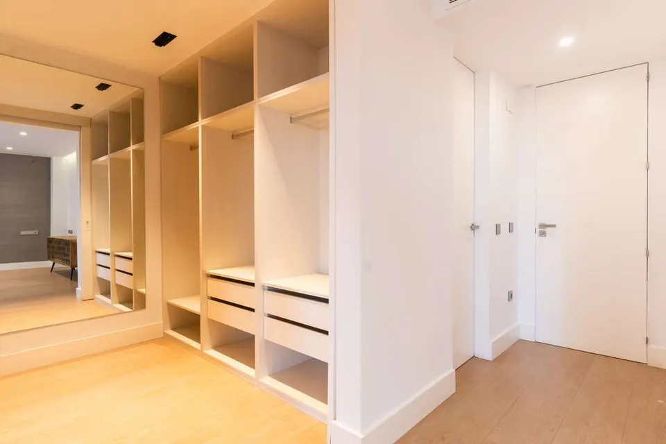 Apartament z naturalnym światłem w Maladze — zdjęcie
