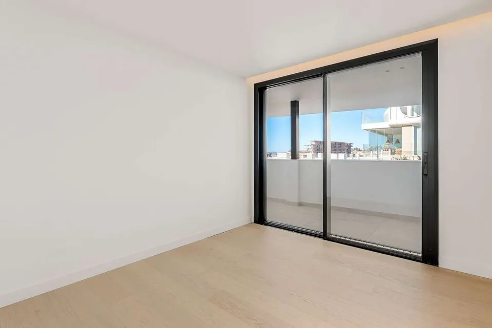 Penthouse z tarasem w Fuengiroli — zdjęcie