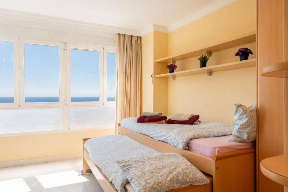 Penthouse z widokiem na morze w Torrox — zdjęcie