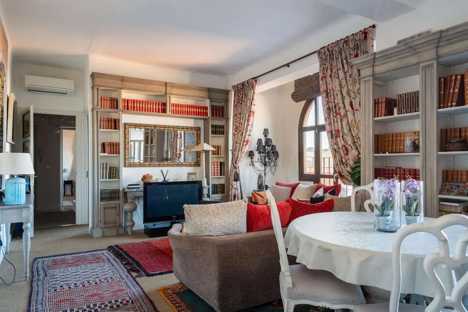 Apartament naprzeciwko targu w Maladze — zdjęcie
