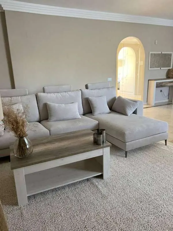 Apartament z kominkiem w Marbelli — zdjęcie