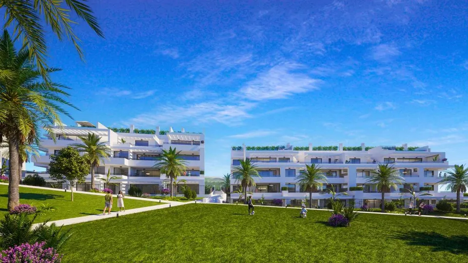 Penthouse z prywatnym basenem w Esteponie — zdjęcie