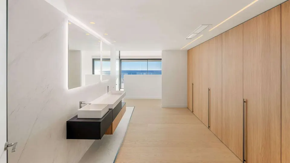 Penthouse z tarasem w Fuengiroli — zdjęcie
