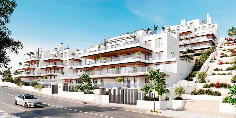 Apartament z tarasem w Esteponie — zdjęcie