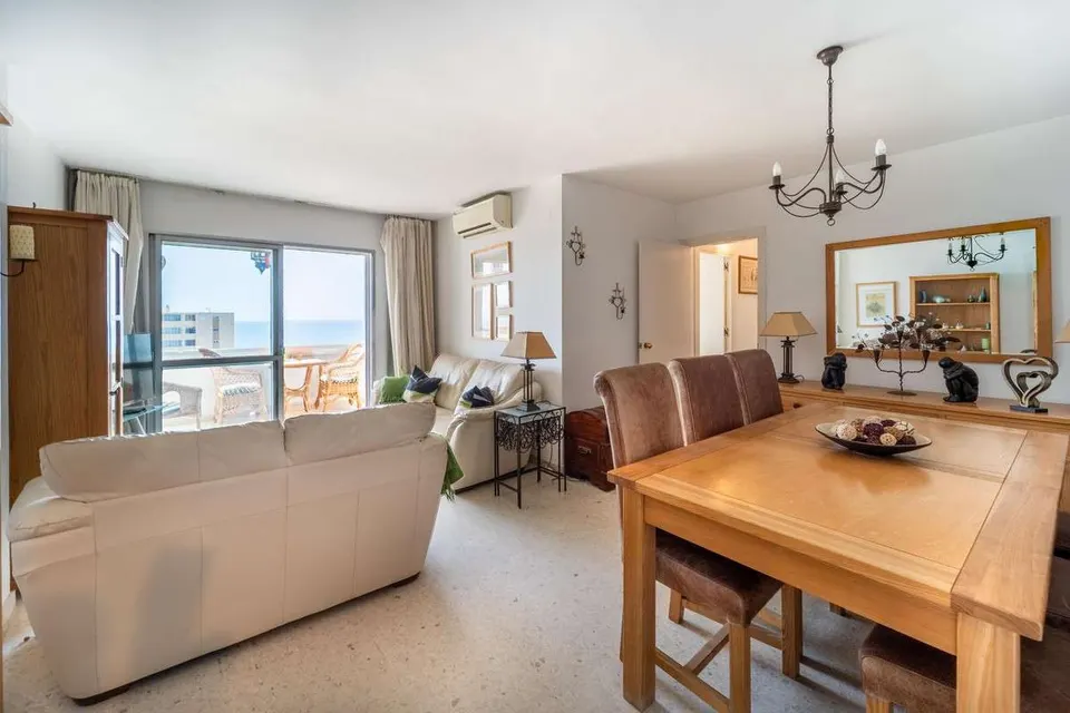 Apartament na ostatnim piętrze w Torremolinos — zdjęcie 12 z 16