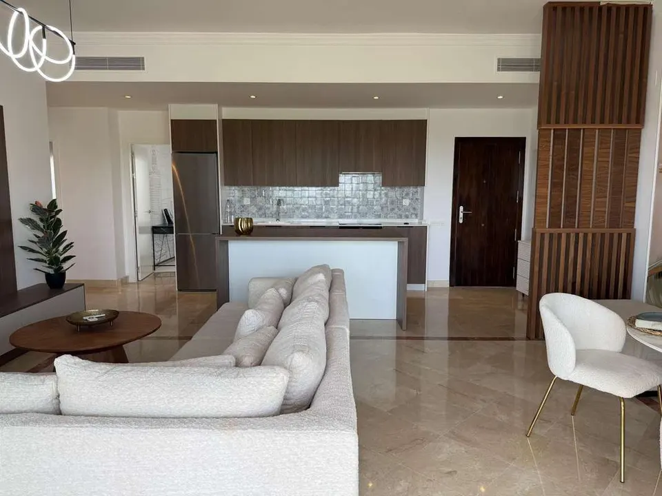 Apartament z widokiem na morze w Benahavís — zdjęcie