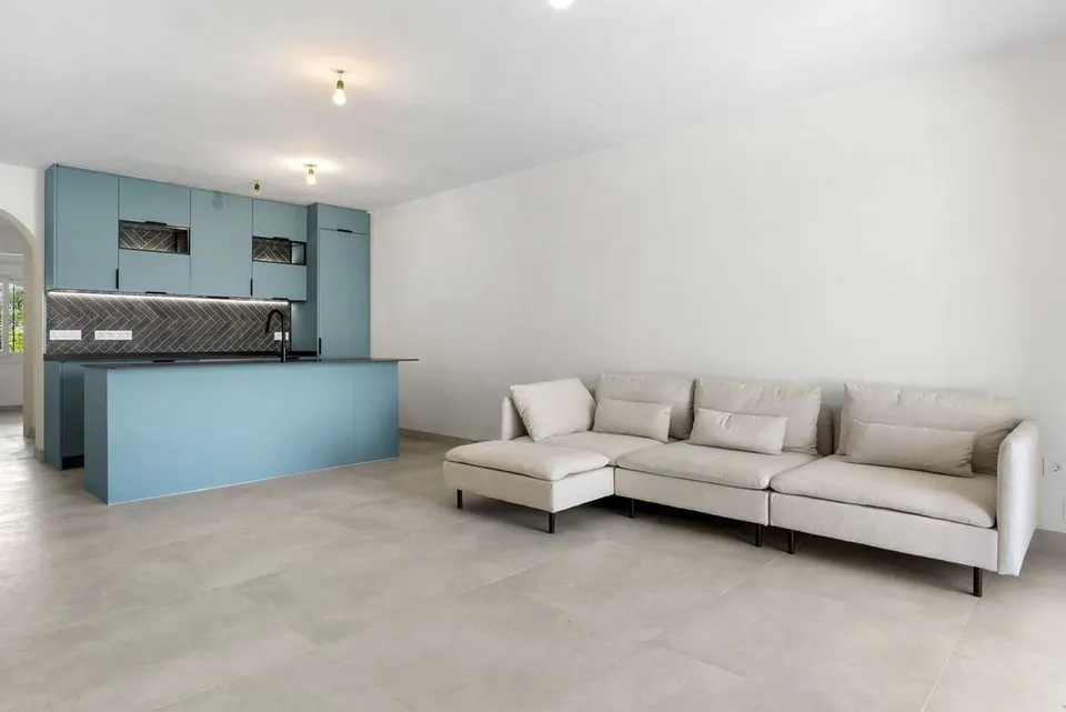 Apartament z widokiem na morze w Marbelli — zdjęcie