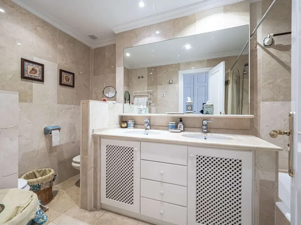 Apartament przy plaży w Marbelli — zdjęcie
