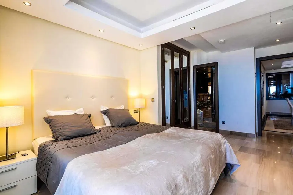 Apartament przy plaży w Esteponie — zdjęcie