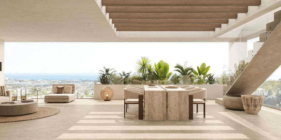 Penthouse z solarium w Esteponie — zdjęcie