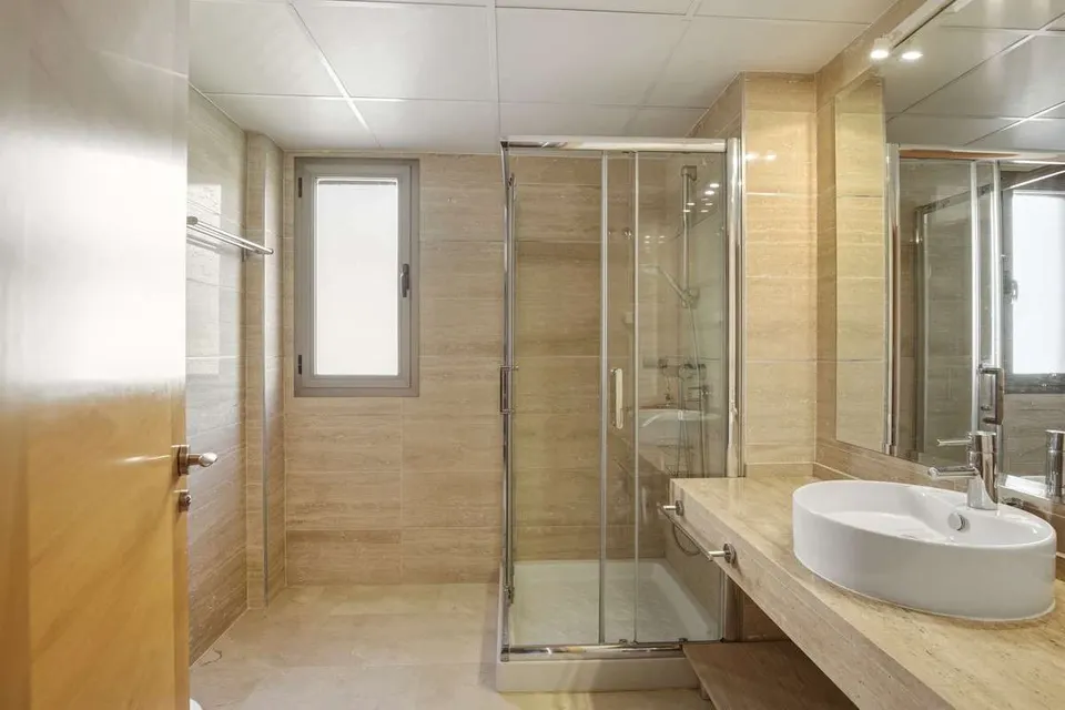 Penthouse z widokiem na morze w Benahavís — zdjęcie