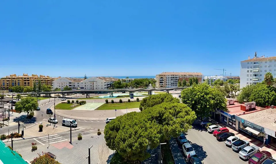 Apartament z widokiem na morze w Marbelli — zdjęcie 2 z 16
