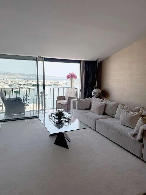 Penthouse z widokiem w Marbelli — zdjęcie