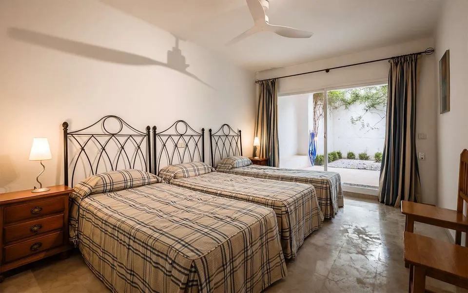 Apartament z basenem w Marbelli — zdjęcie