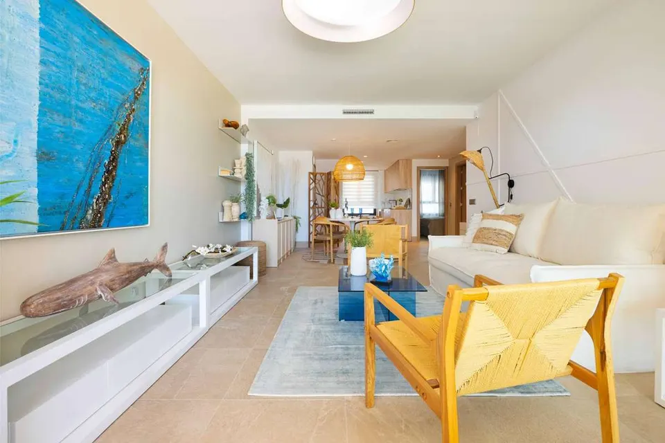 Penthouse z basenem w Casares — zdjęcie