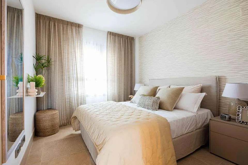 Penthouse z basenem w Casares — zdjęcie