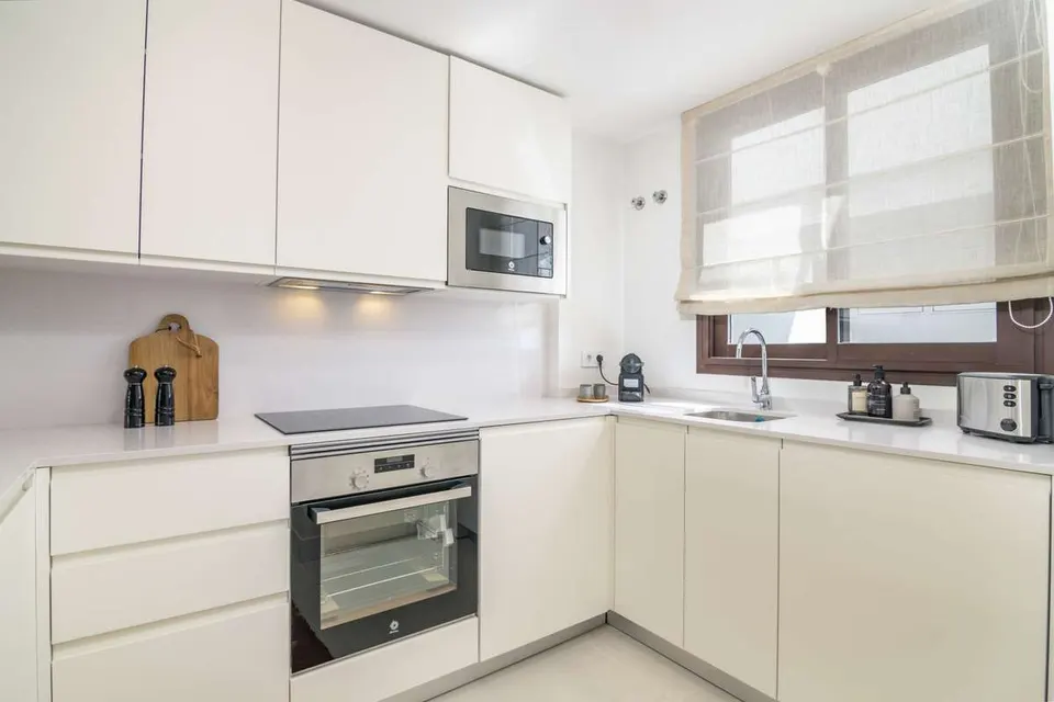 Penthouse z prywatnym ogrodem w Fuengiroli — zdjęcie