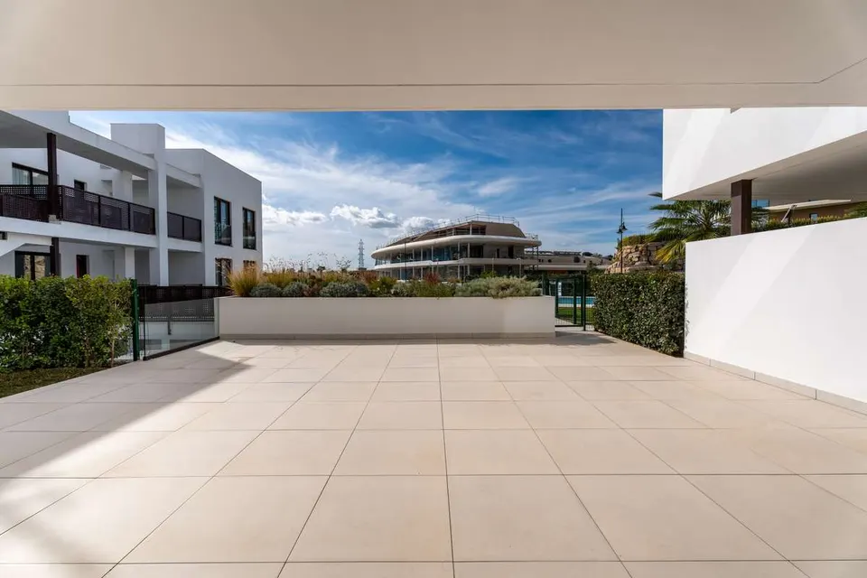 Apartamenty z widokiem na morze w Benalmádena Pueblo — zdjęcie
