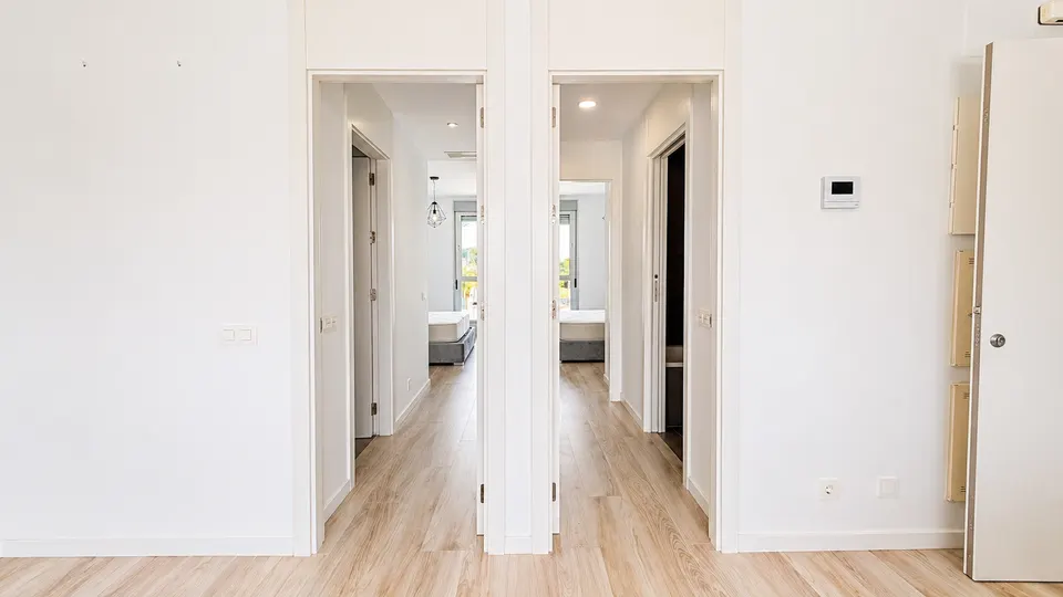 Penthouse z widokiem na morze w Esteponie — zdjęcie
