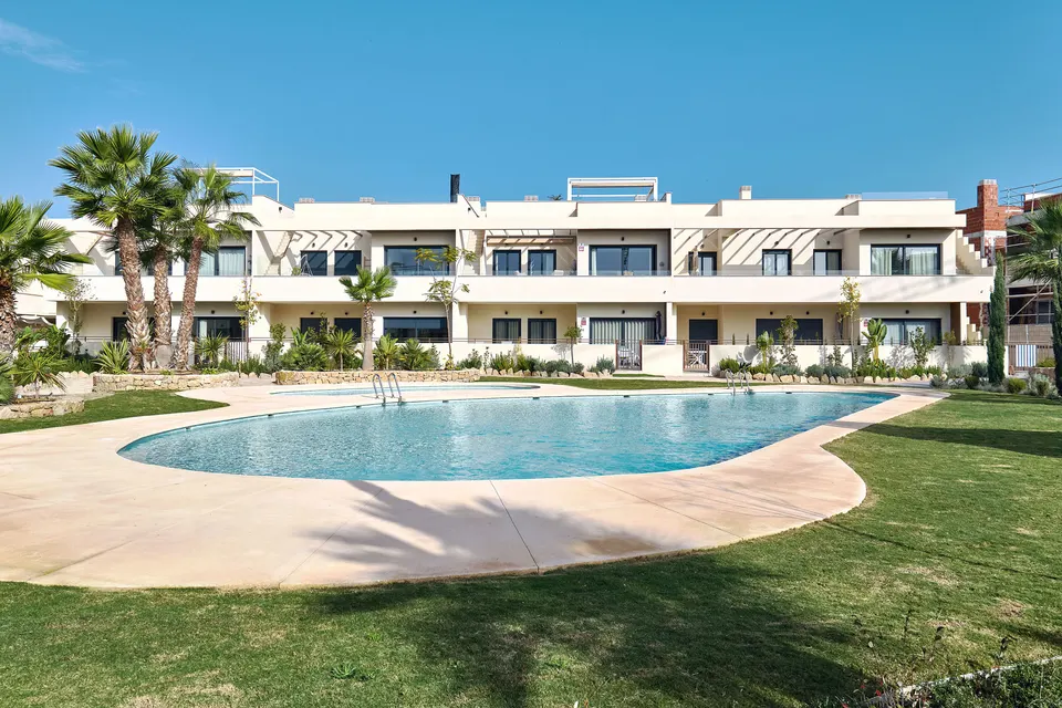 Nowe apartamenty w Torrevieja — zdjęcie 7 z 16