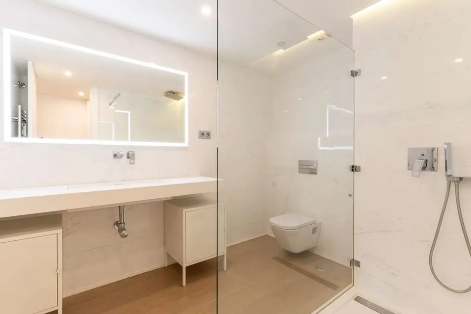 Apartament z naturalnym światłem w Maladze — zdjęcie