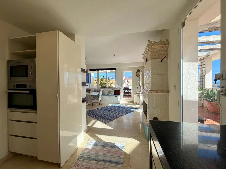 Apartament z widokiem na morze w Marbelli — zdjęcie