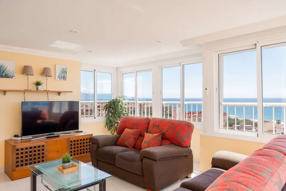 Penthouse z widokiem na morze w Torrox — zdjęcie