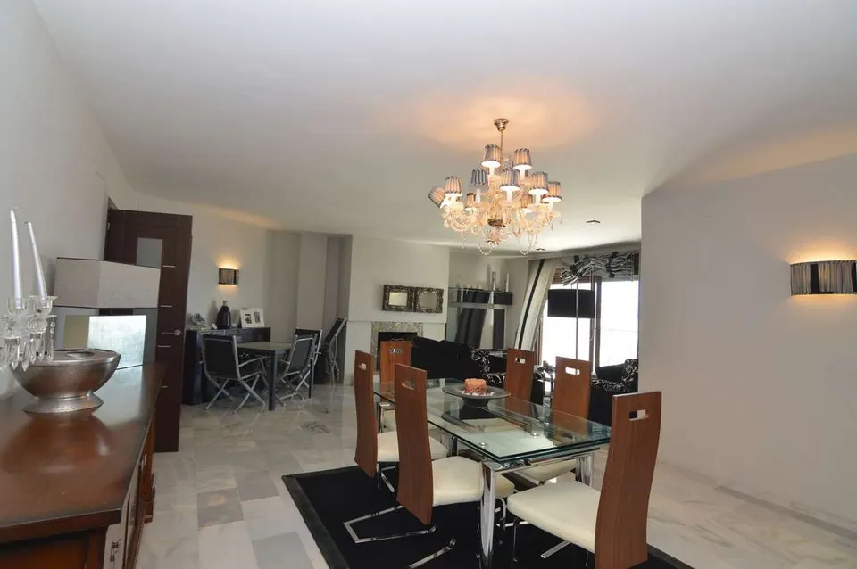 Apartament z widokiem na morze w Marbelli — zdjęcie
