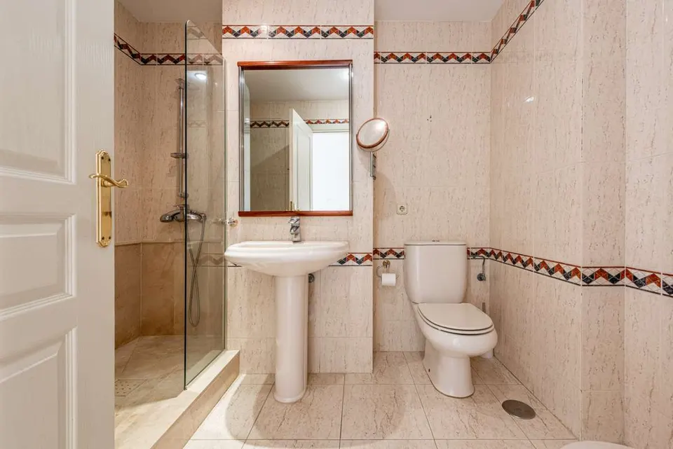 Apartament przy plaży w Esteponie — zdjęcie