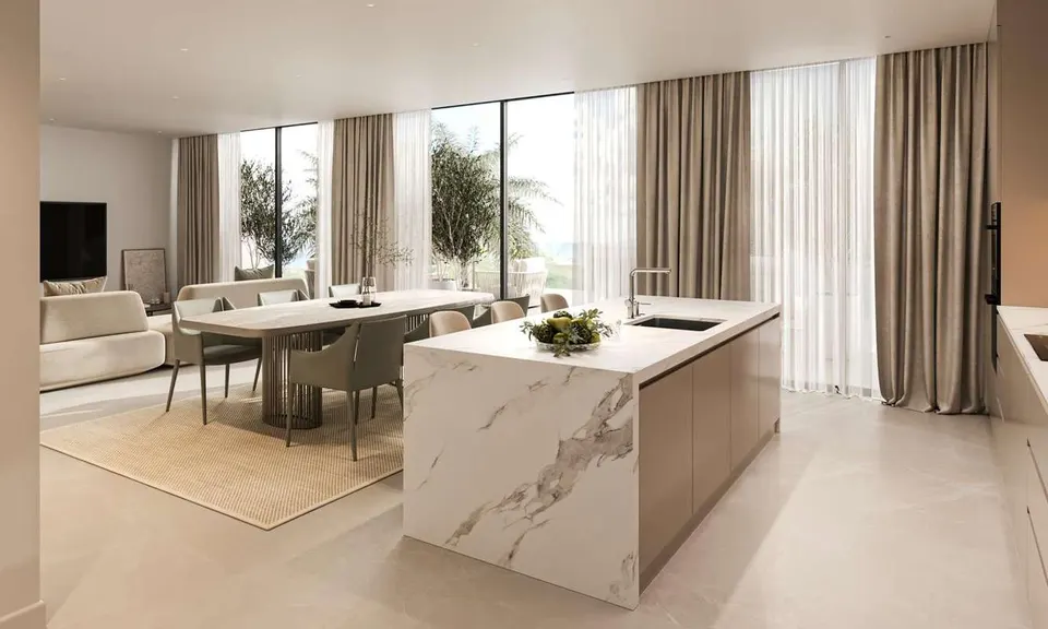 Apartament z ogrodem w Esteponie — zdjęcie