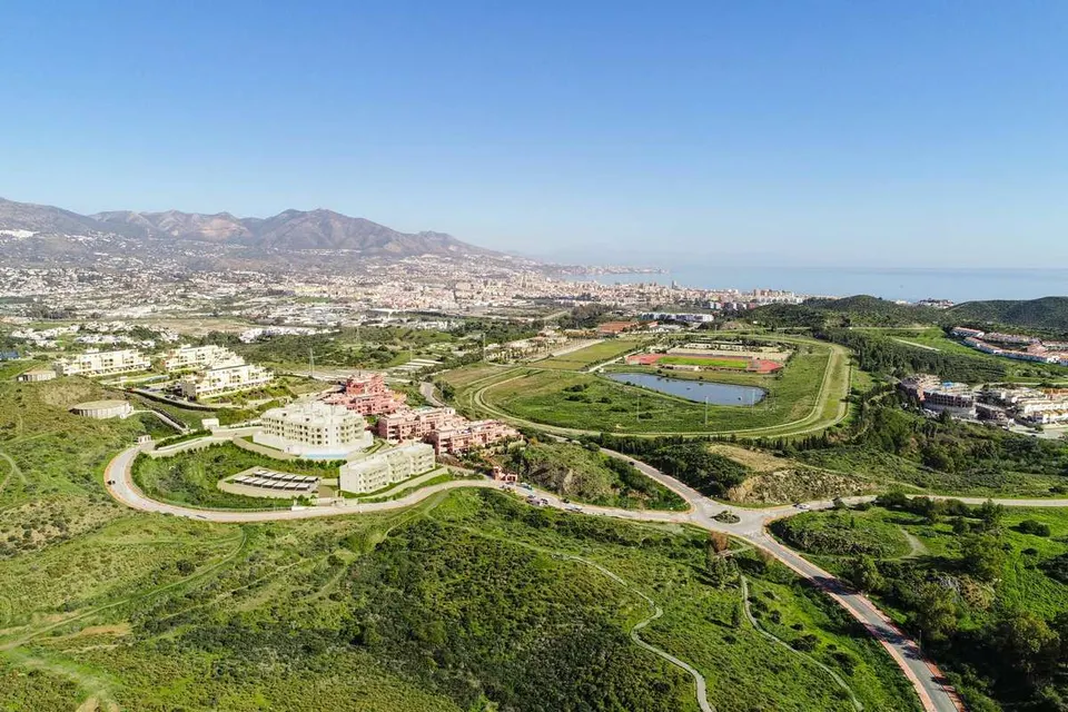 Penthouse z widokiem na morze w Mijas — zdjęcie