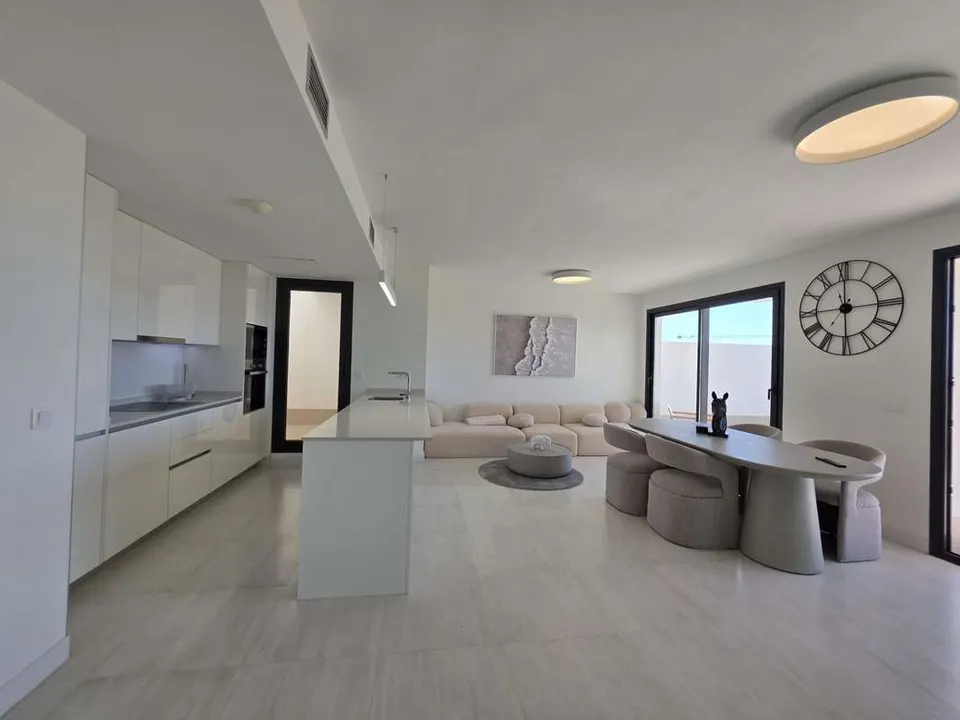 Penthouse w Esteponie — zdjęcie 7 z 16