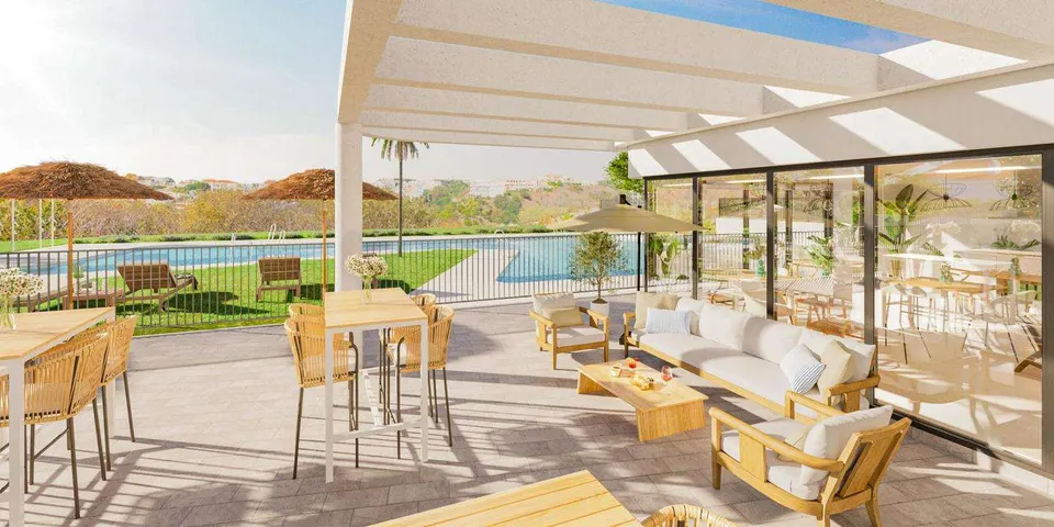 Apartament z prywatnym ogrodem w Mijas — zdjęcie
