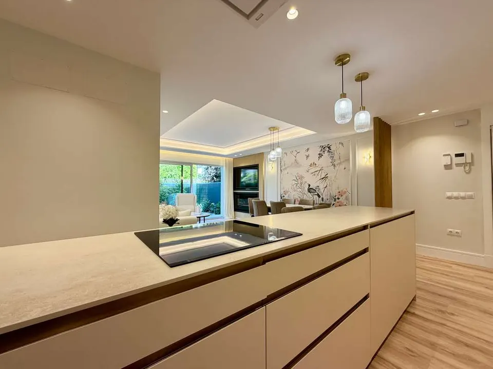 Apartament na plaży w Marbelli — zdjęcie
