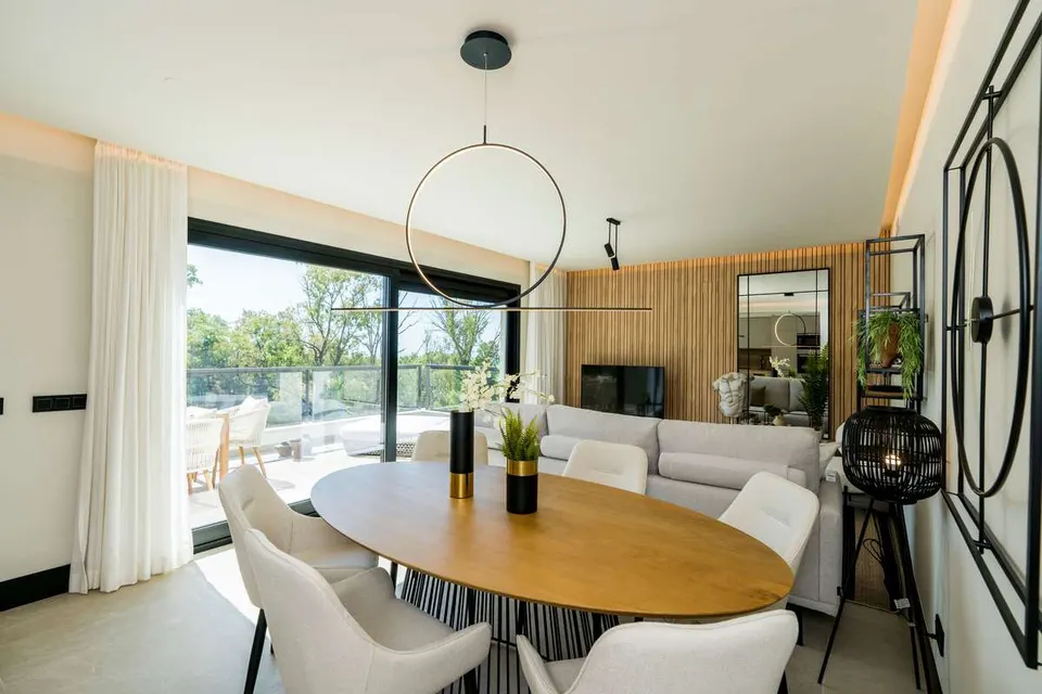 Penthouse z widokiem na morze w Marbelli — zdjęcie