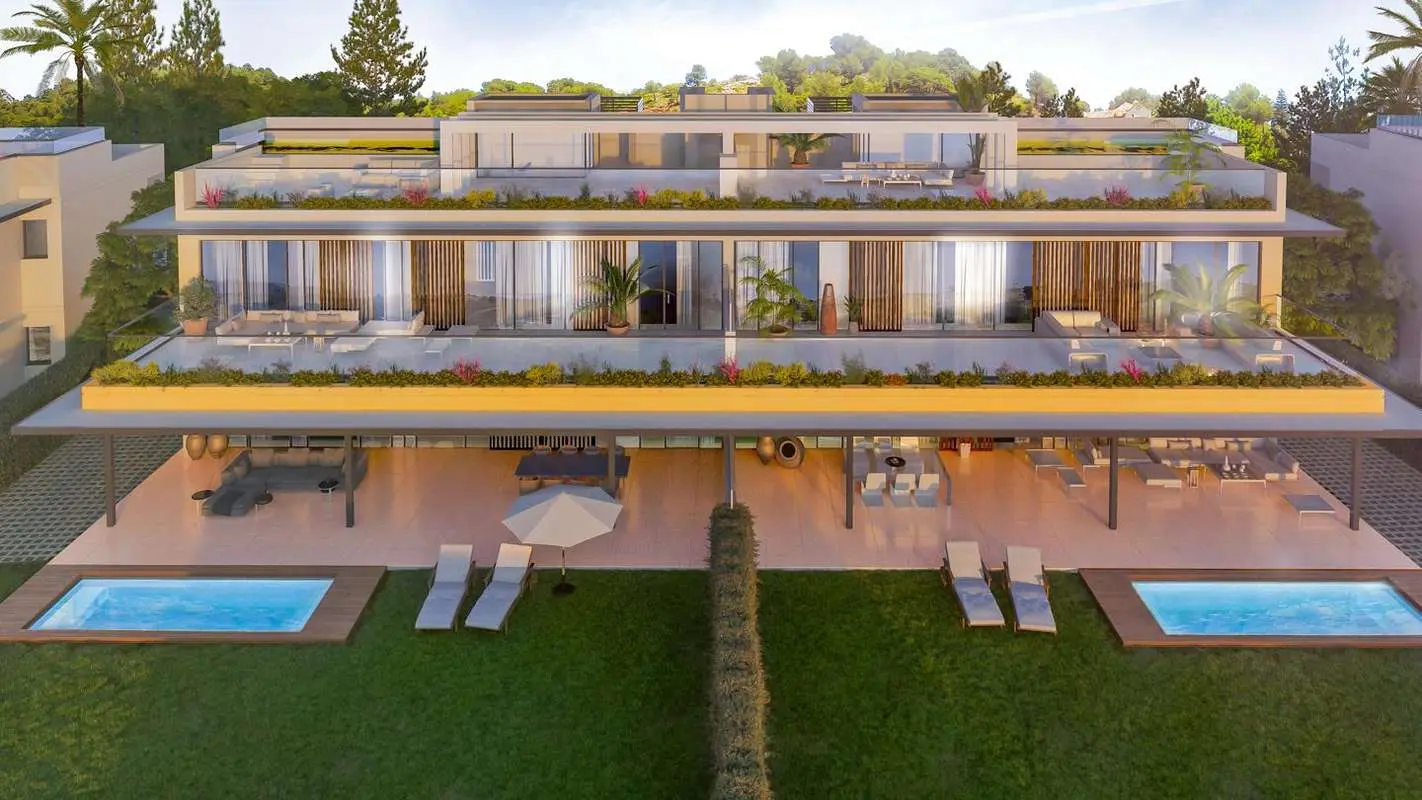 Penthouse z basenem w Marbelli