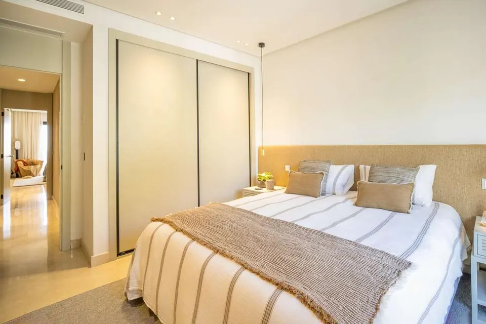 Penthouse z widokiem na morze w Benahavís — zdjęcie